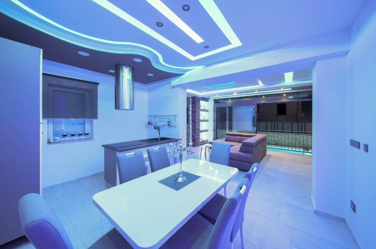 Luxury Vall *